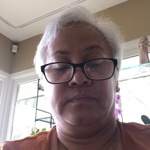 Meet your Posher, Marrie anne zuesette